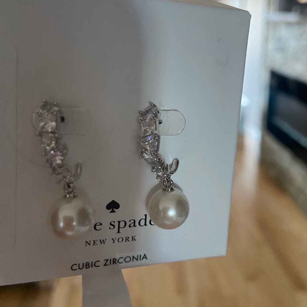 NWT Kate Spade ♠️ Happily Ever After Earrings - Picture 8 of 10